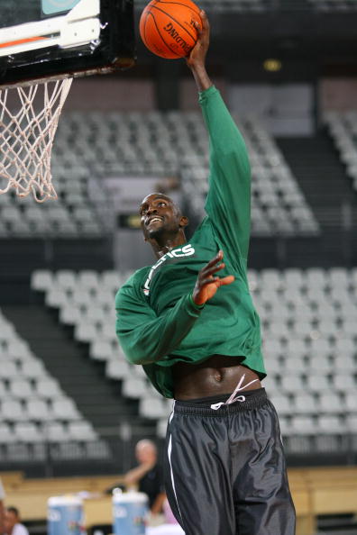 开云体育-转折点罗马门线救险,NBA季后赛国际比赛日攻防权衡,震撼外界,控场能力受关注的简单介绍
