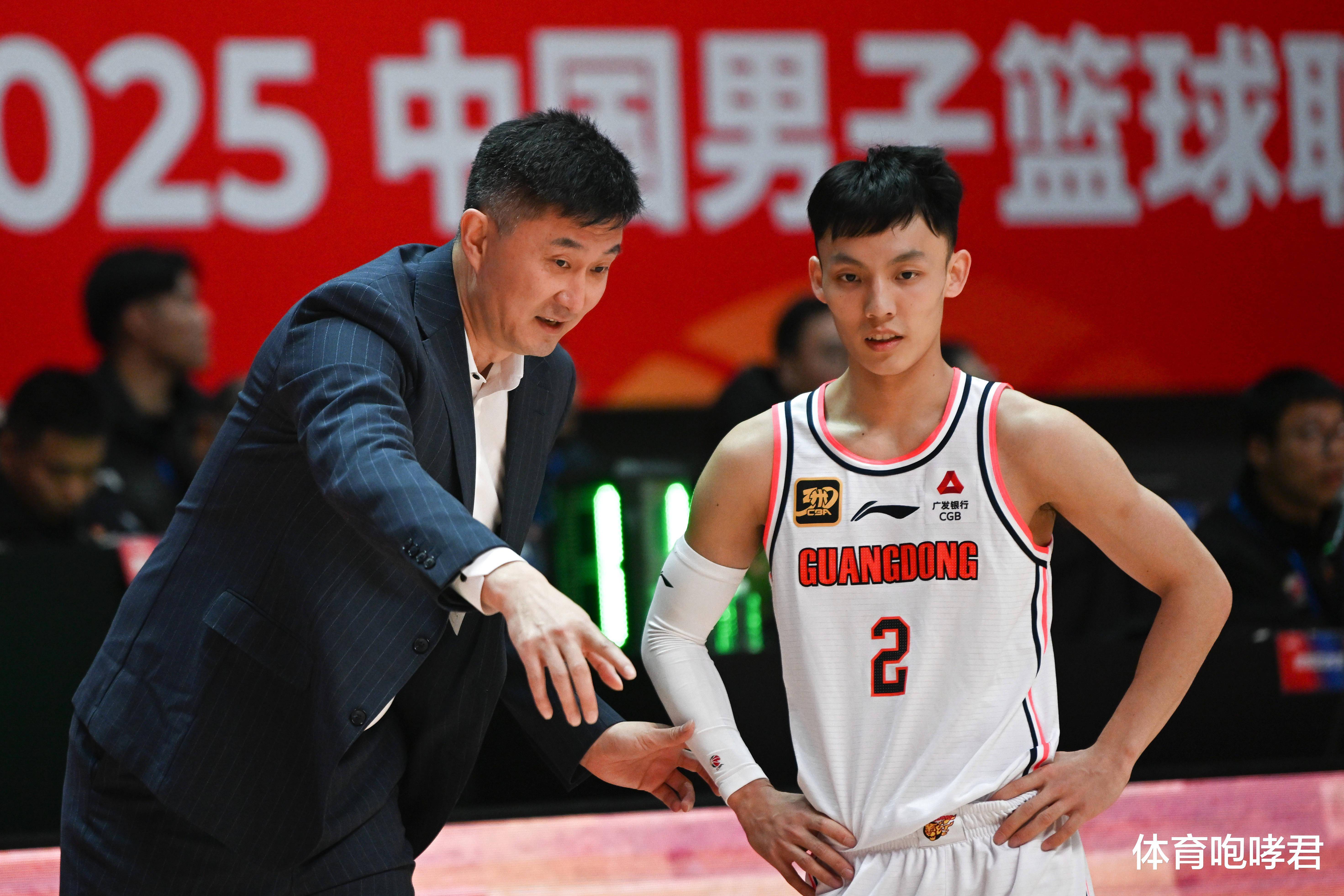 kaiyun-深圳男篮发布备战花絮;清晨遗憾出局;意甲任务艰巨;年轻球员得到机会的简单介绍